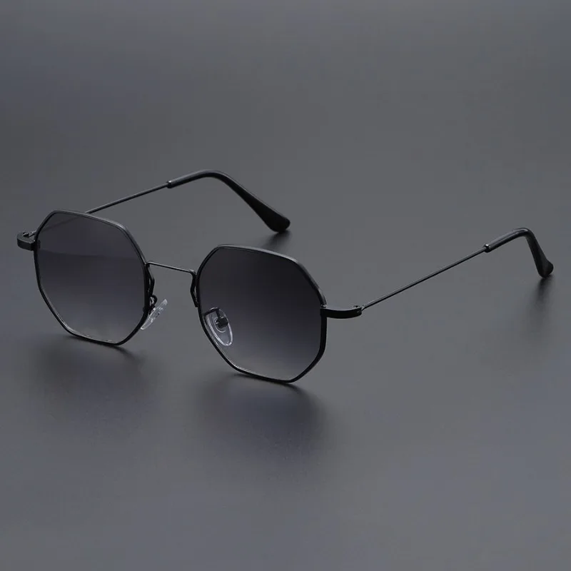 Sexy Small Square Sunglasses W - огляд і ціна Metal Photo Panel